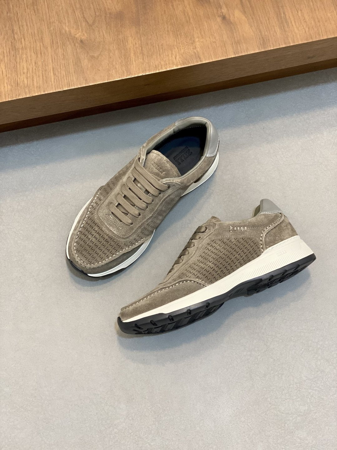Zilli Stitched Low-Top Sneakers — front