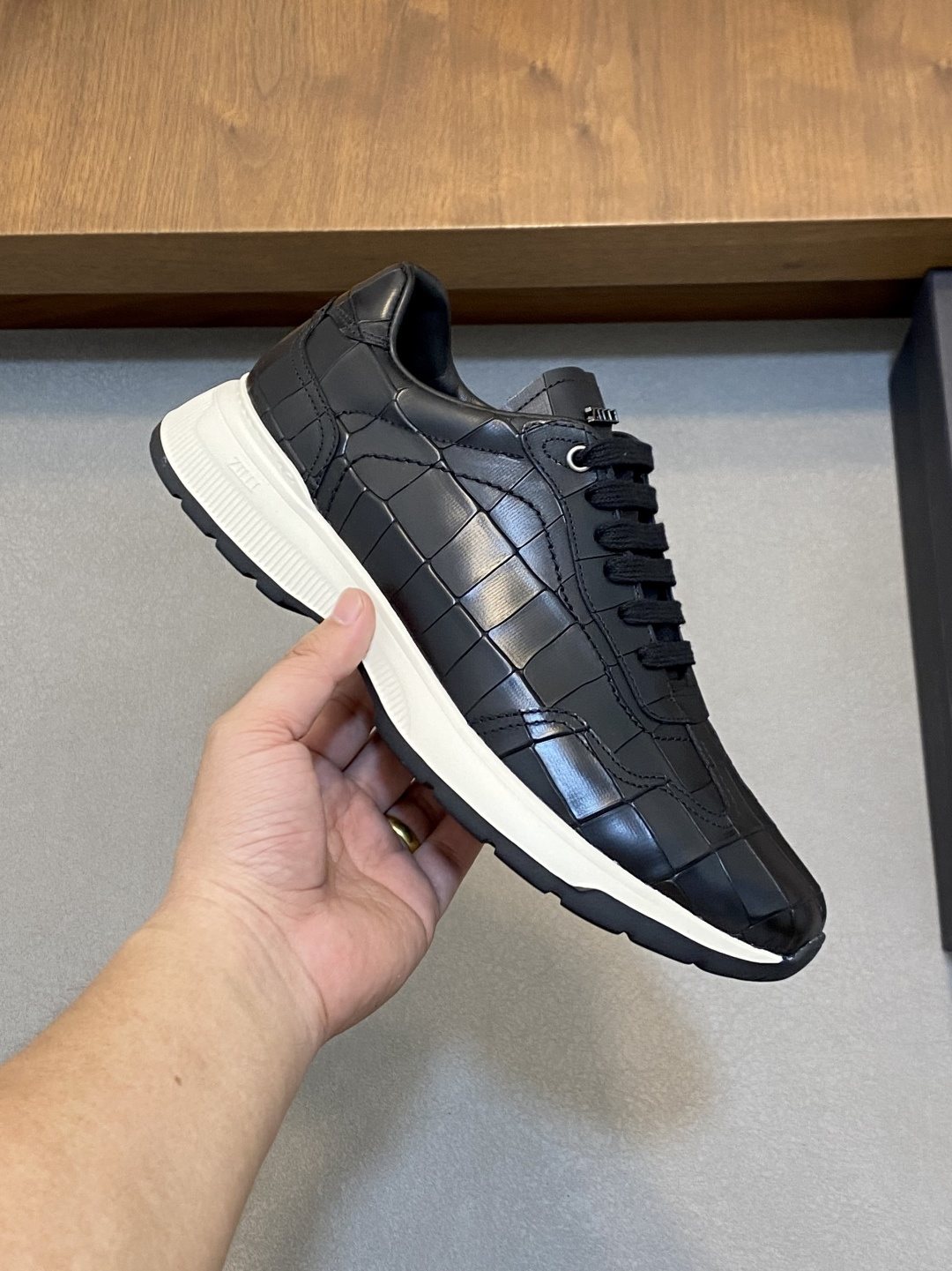 ZILLI Textured Low-Top Sneakers — front