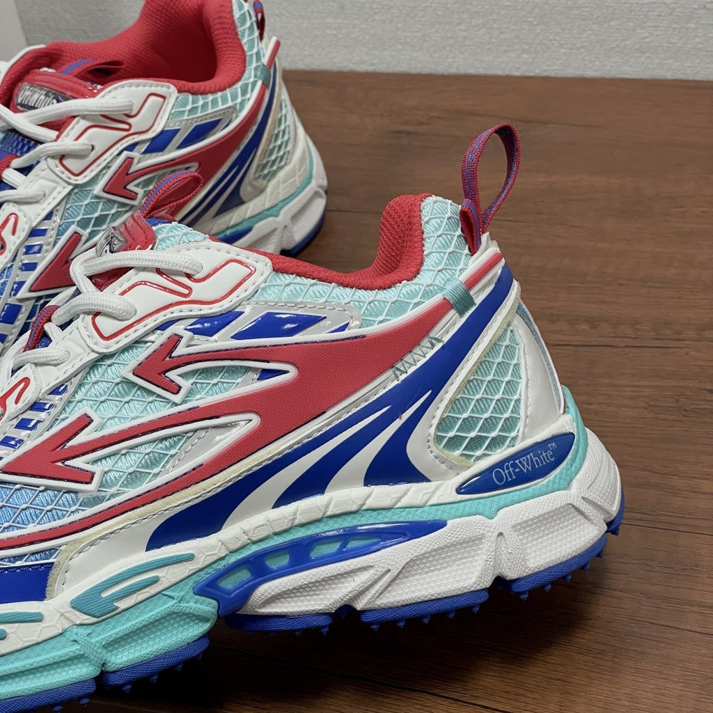 Off-White Layered Running Shoes — detail