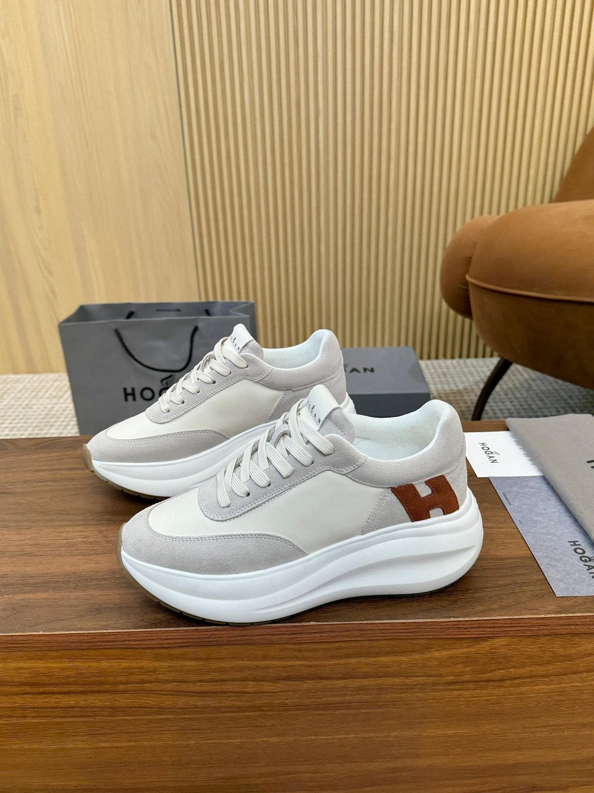 HOGAN H696 Platform Sneakers — side