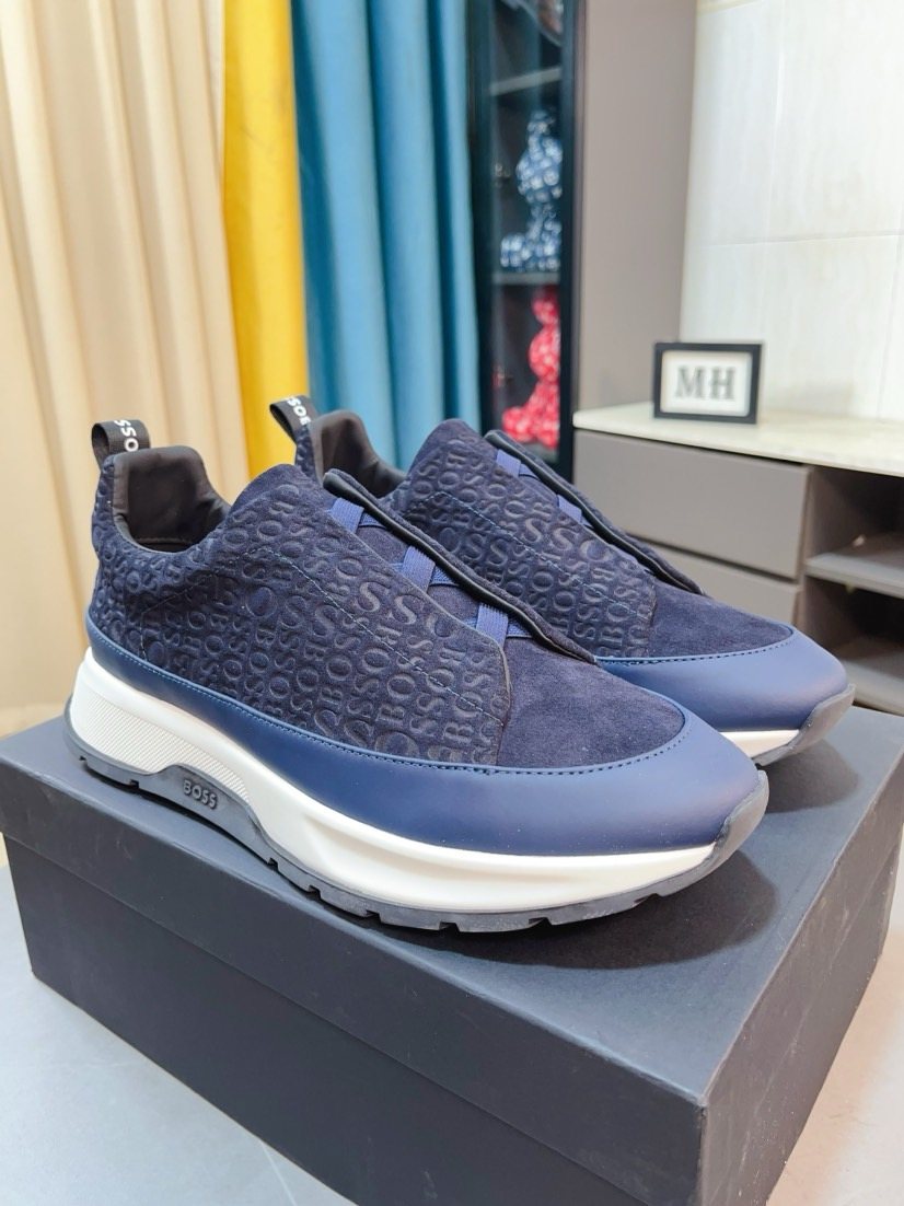 HUGO BOSS Textured Low-Top Sneakers — front