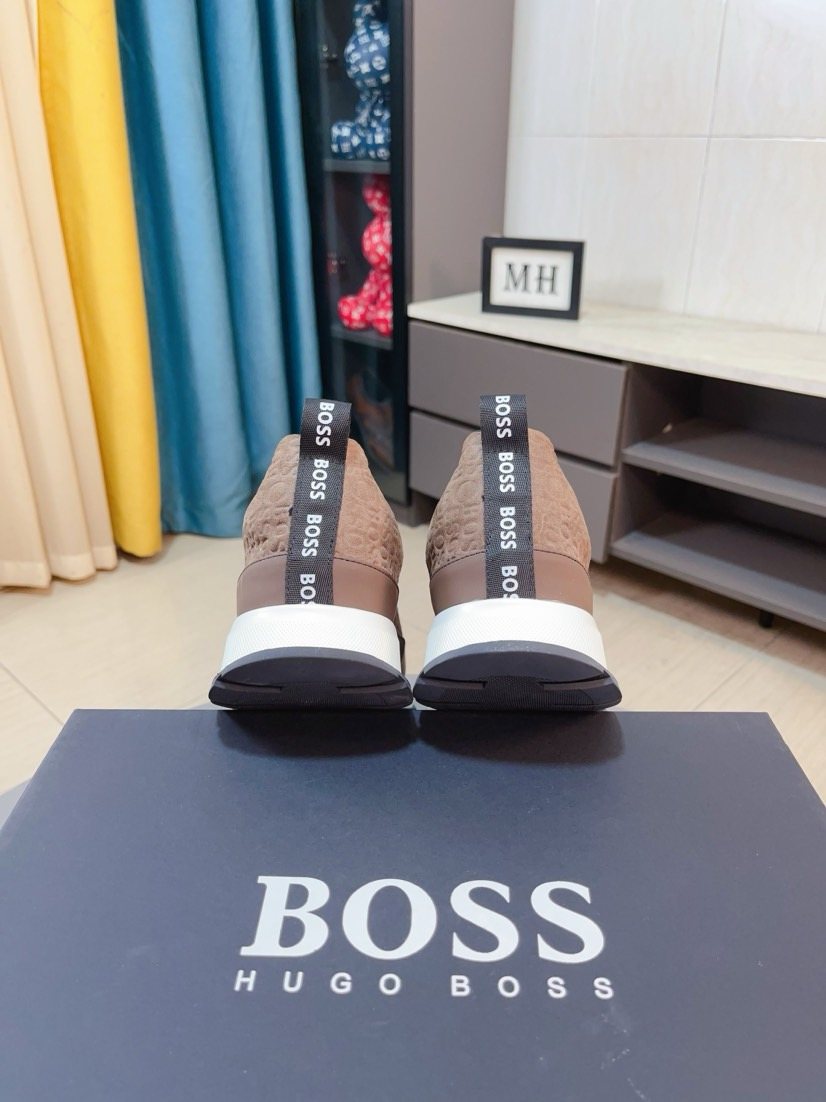 HUGO BOSS Textured Low-Top Sneakers — front