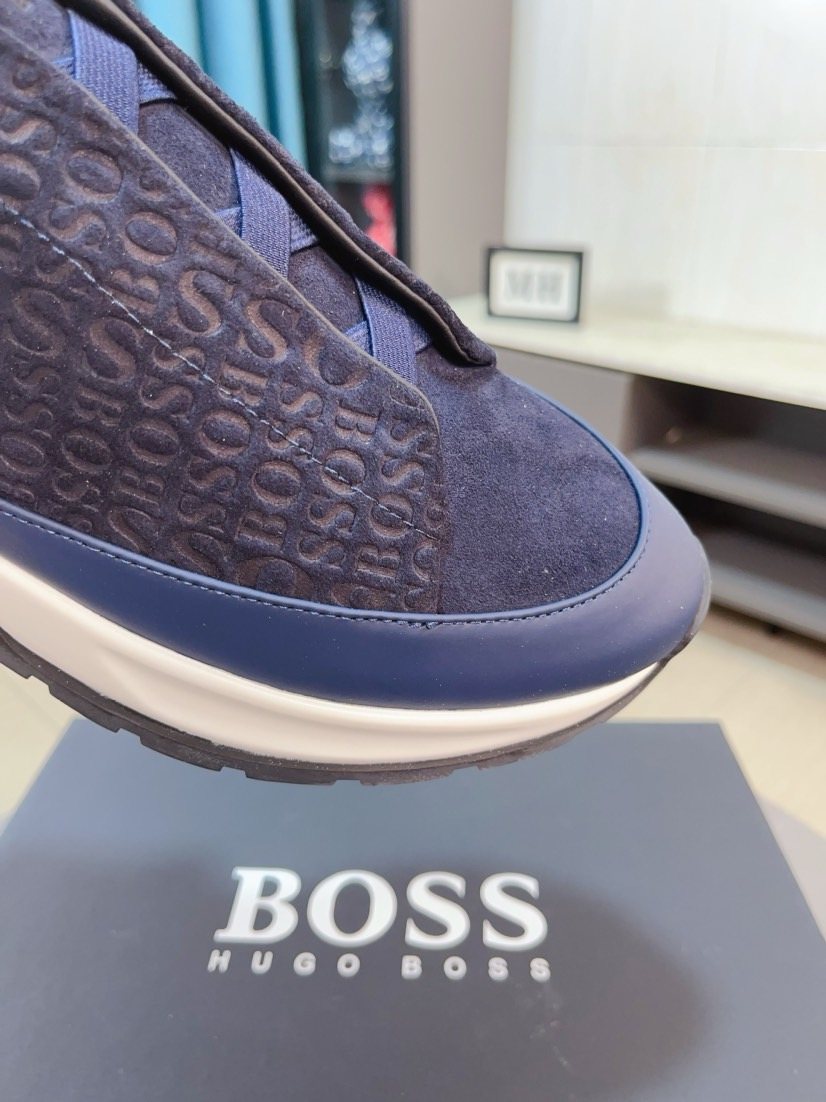 HUGO BOSS Textured Low-Top Sneakers — detail