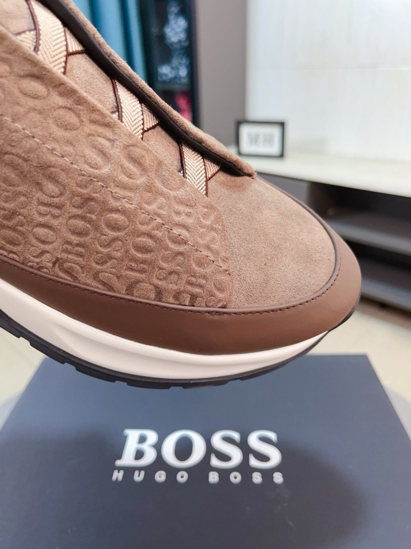 HUGO BOSS Textured Low-Top Sneakers — detail