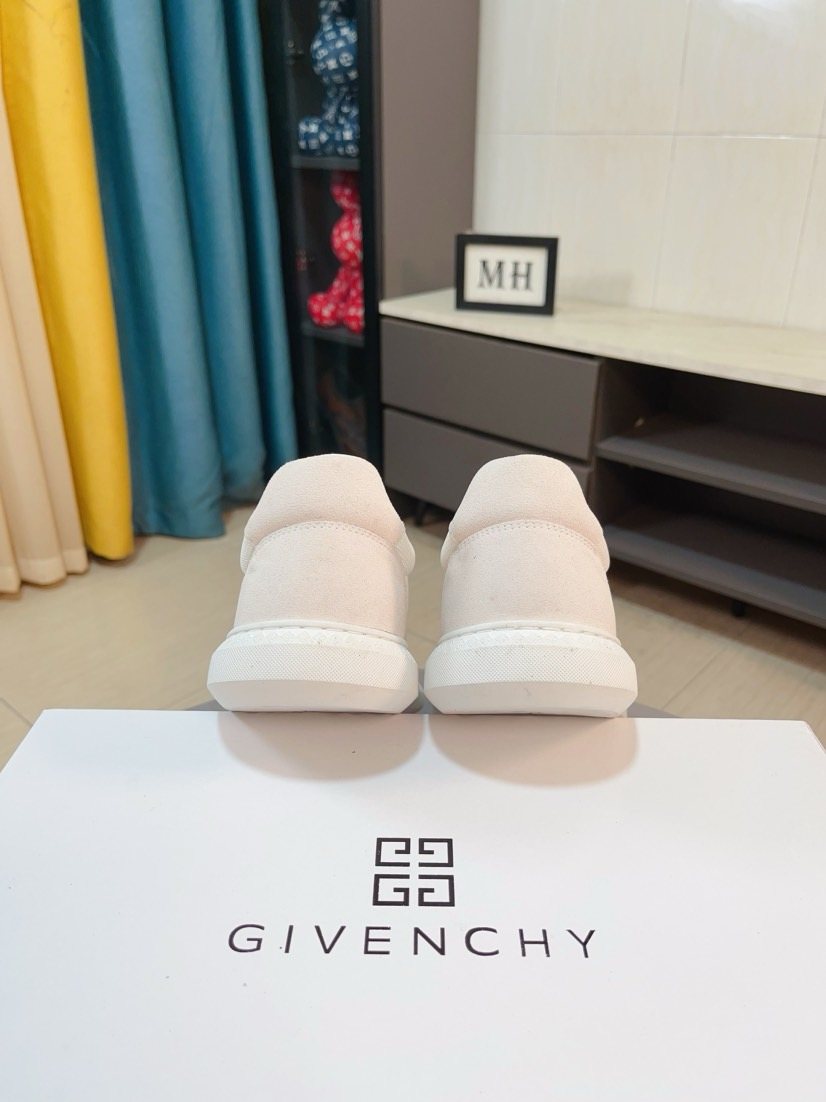 Givenchy Contrast Panel Low-Top Sneakers — back