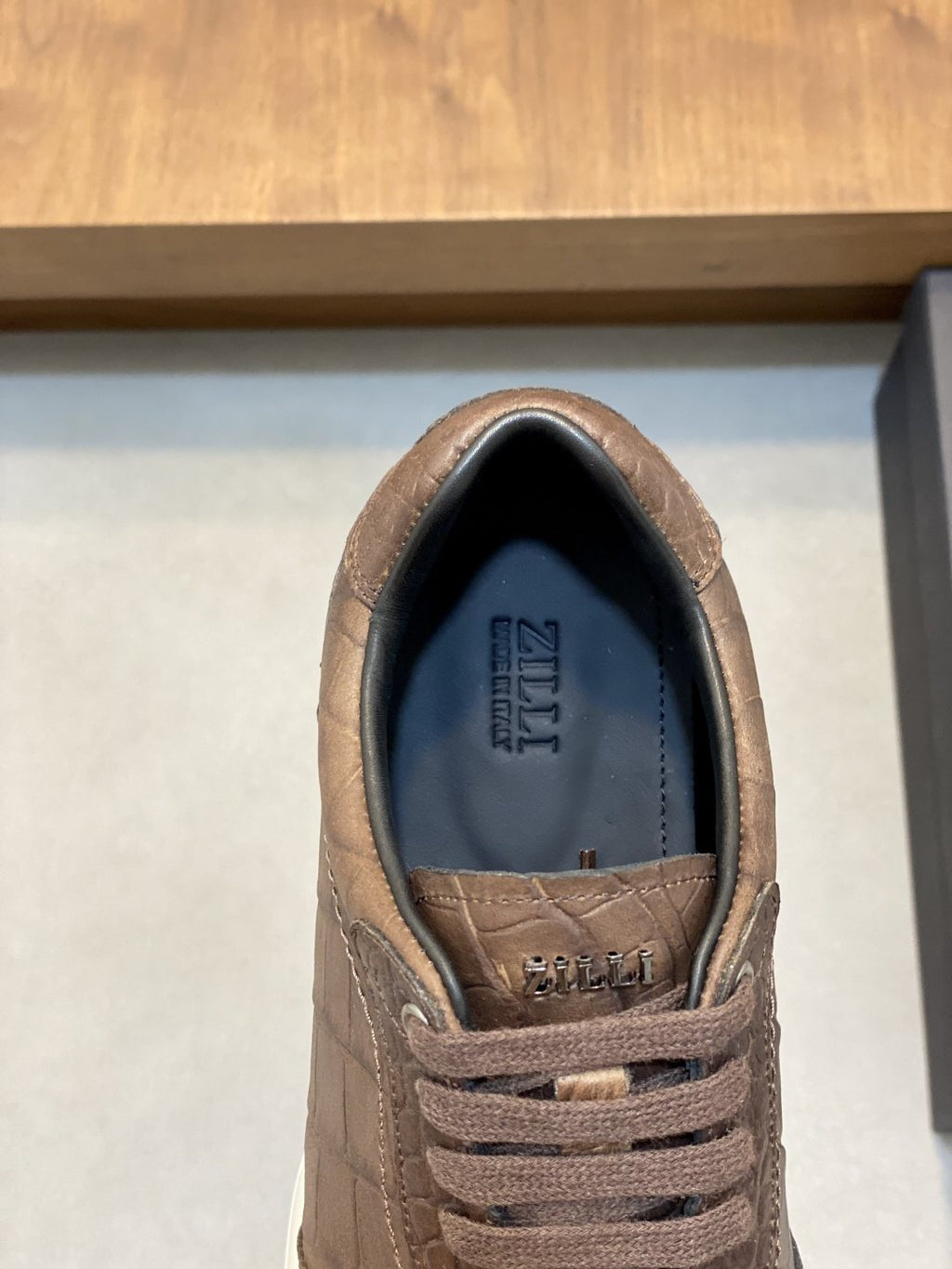 ZILLI Stitched Leather Sneakers — label