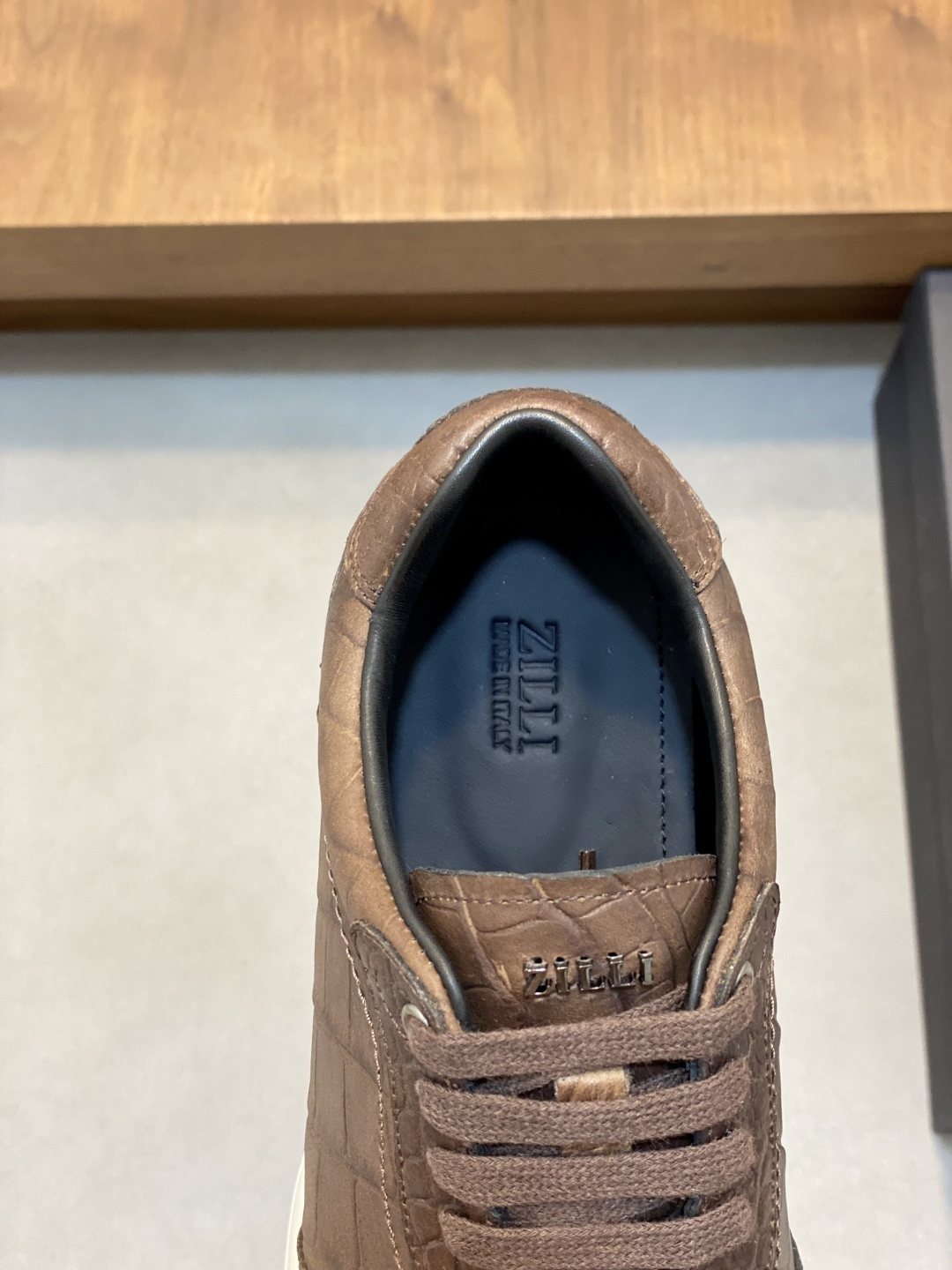 ZILLI Stitched Leather Sneakers — label