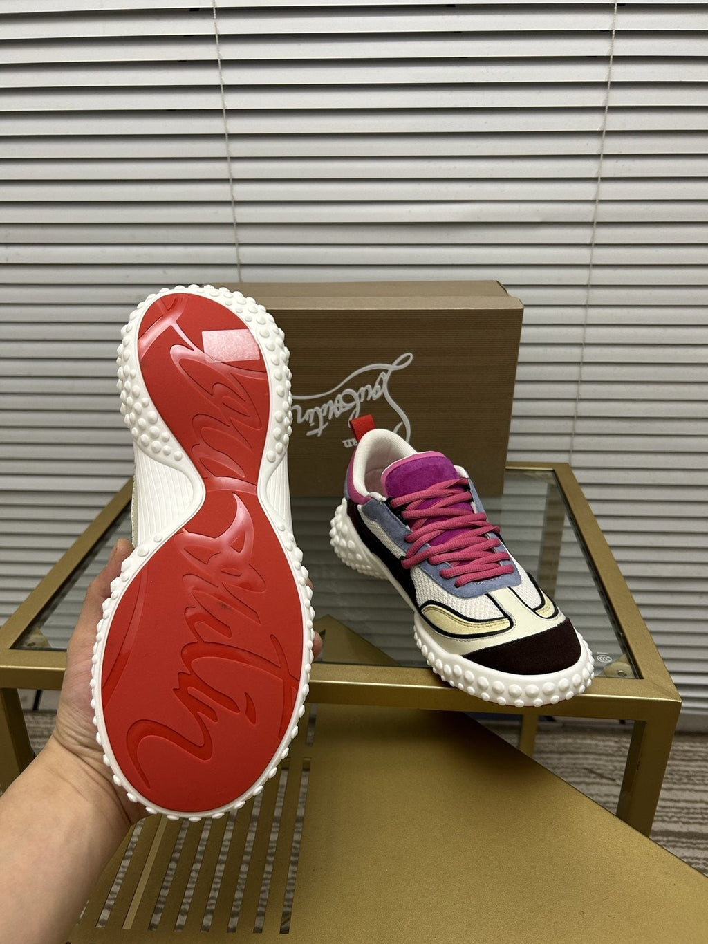 Christian Louboutin Contrast Trim Sneakers — detail
