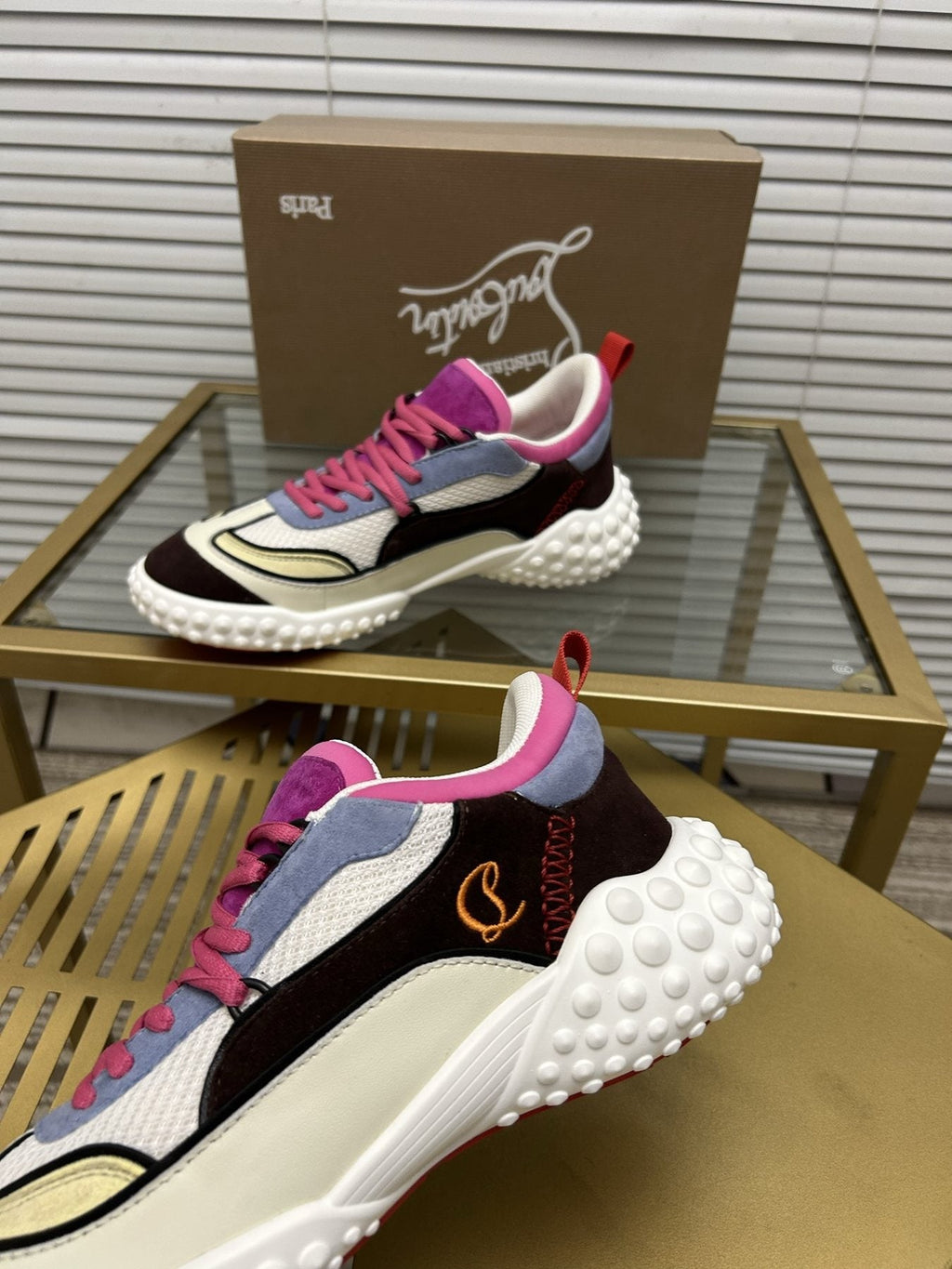Christian Louboutin Contrast Trim Sneakers — detail