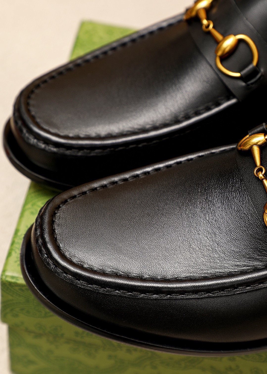 GUCCI Leather Horsebit Loafers — detail