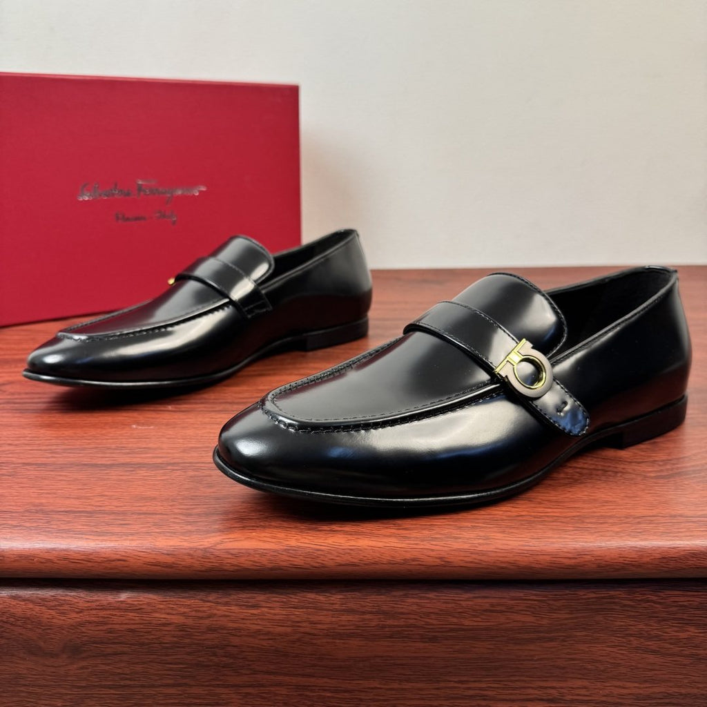 Ferragamo Gancini Buckle Men's Loafers — front