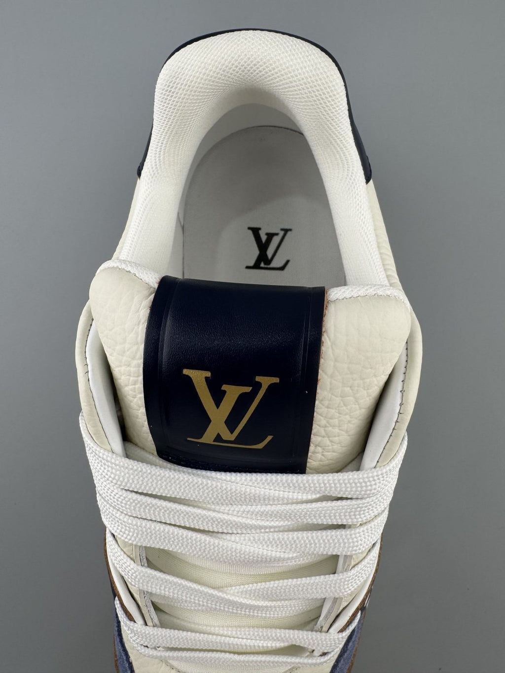 Louis Vuitton White & Navy Low-Top Sneakers — front