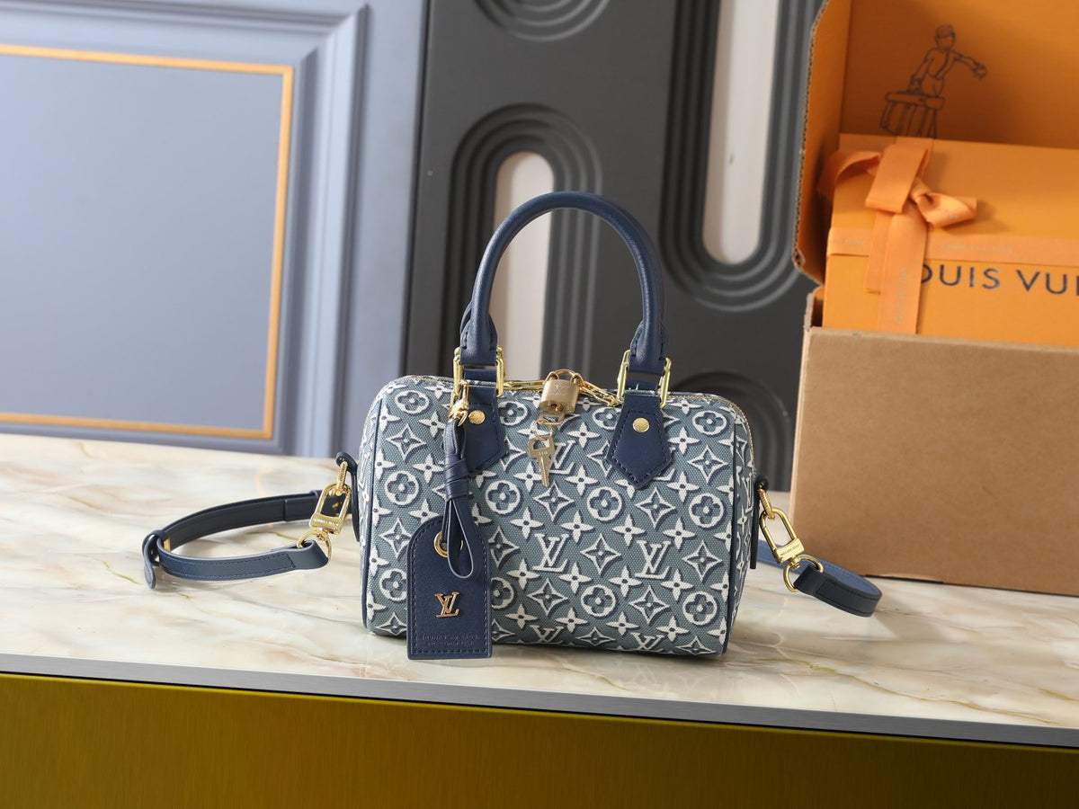 Louis Vuitton Speedy Bandoulière 20 Monogram Satchel — hero