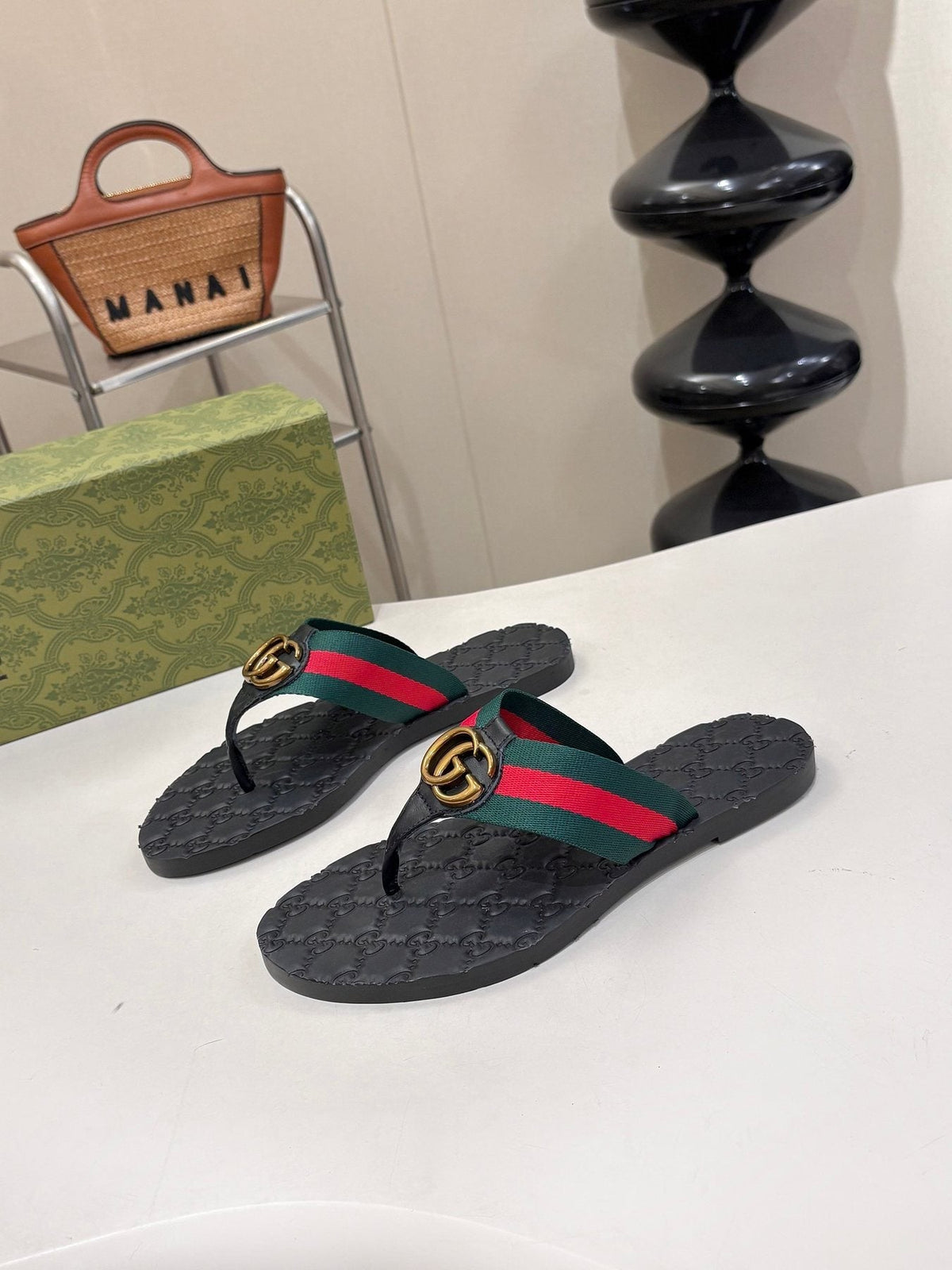 Gucci Green and Red Striped Thong Sandals — side