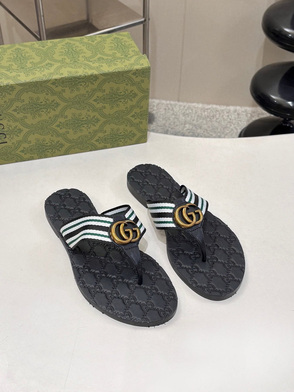 Gucci Green and Red Striped Thong Sandals — front