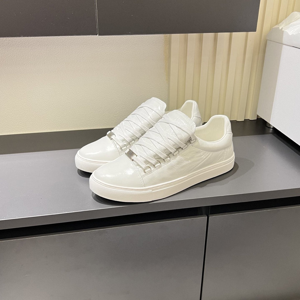 Balenciaga Metal-Bar Low-Top Sneakers — hero