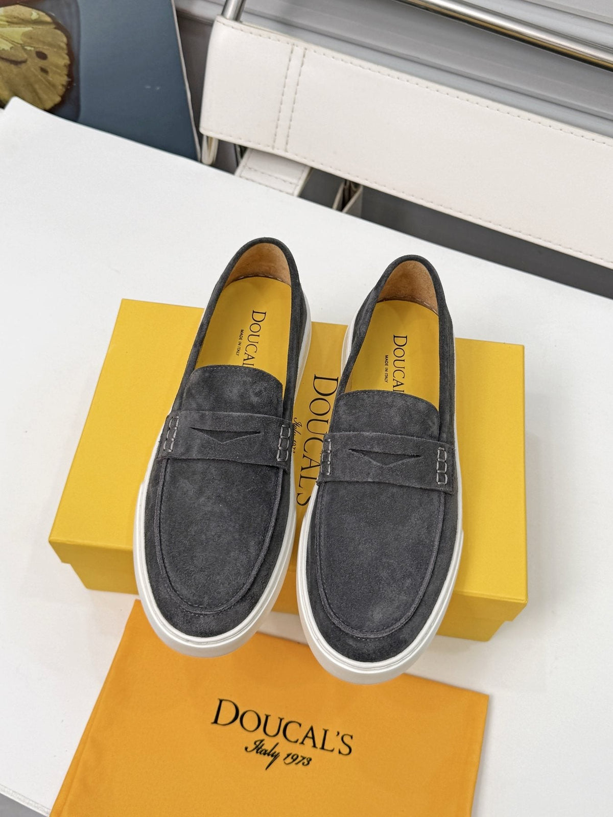 Doucal's Contrast-Sole Slip-On Shoes — front
