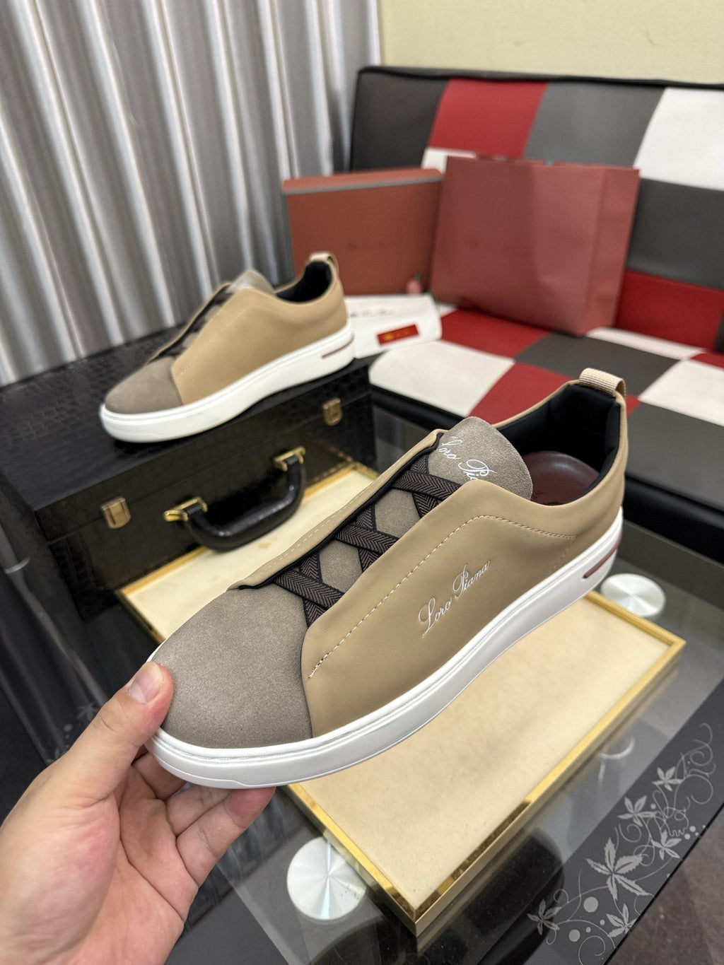 微商相册测试鞋子-Loro Piana Logo Slip-On Sneakers — side