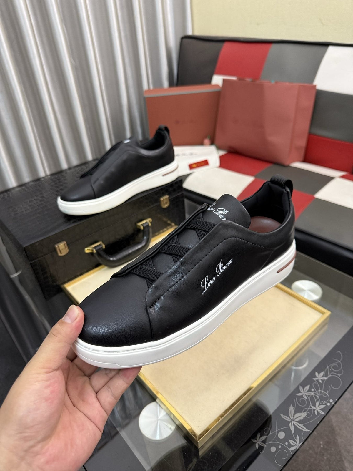 微商相册测试鞋子-Loro Piana Logo Slip-On Sneakers — side
