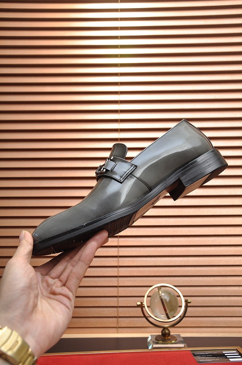 Hermès H-Hardware Leather Loafers — model