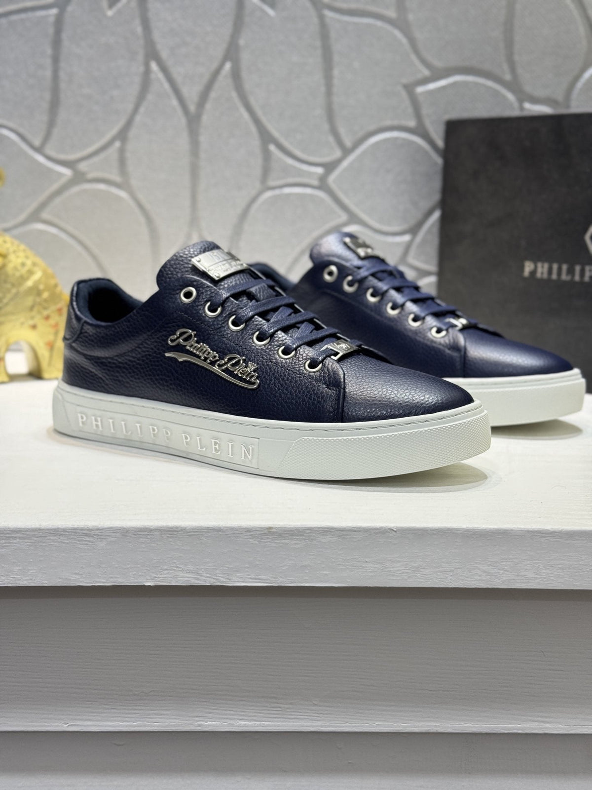 Philipp Plein Navy Low-Top Sneakers — hero