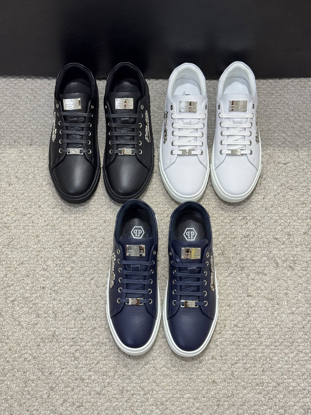 Philipp Plein Navy Low-Top Sneakers — front