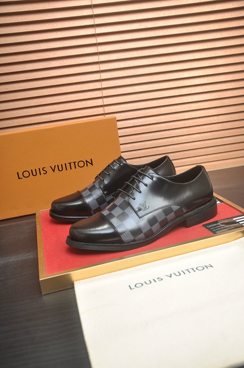 Louis Vuitton Checkered Lace-Up Dress Shoes — front