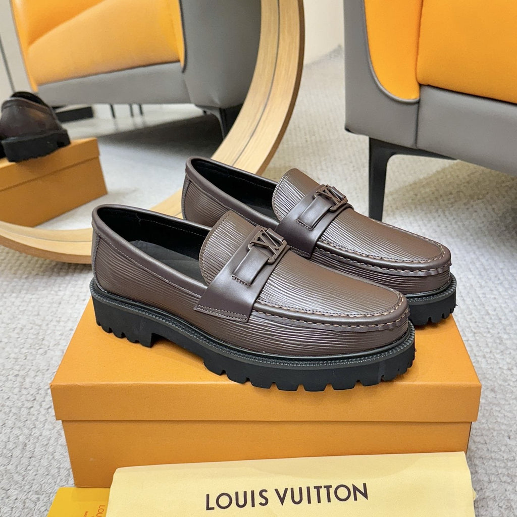Louis Vuitton Textured Lug Sole Loafers — model