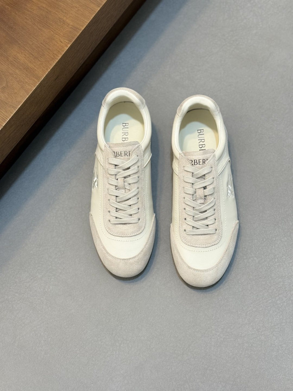 Burberry White Horse Graphic Low-Top Sneakers — front