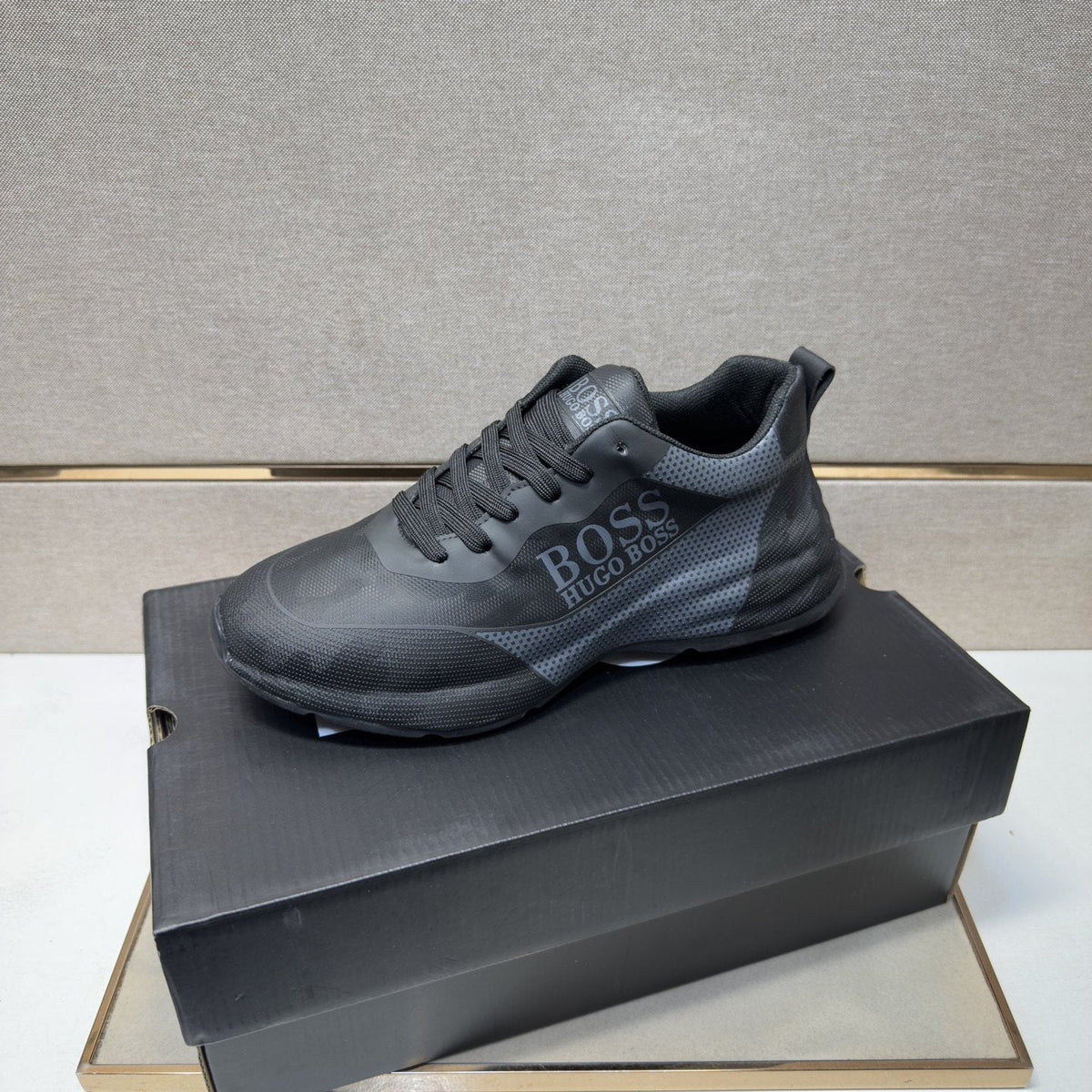 Hugo Boss Mesh-Panel Sneakers — side