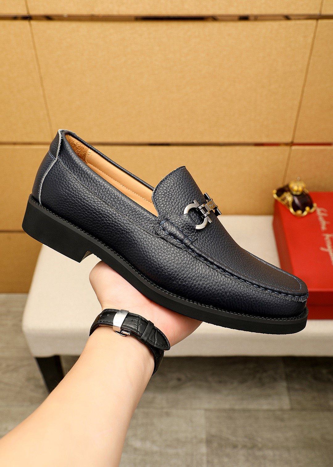 Ferragamo Black Pebble-Grain Bit Loafers — model