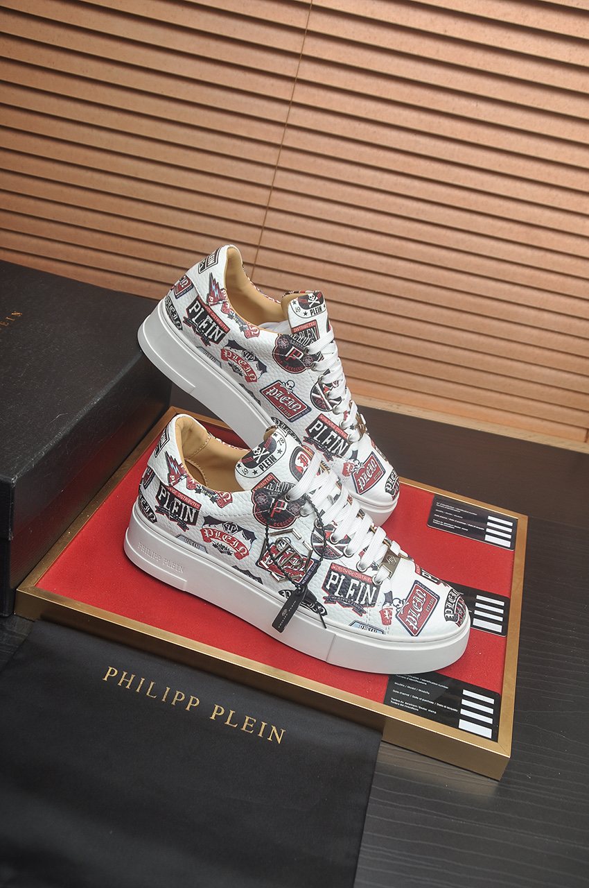 Philipp Plein Graphic Print Low-Top Sneakers — side