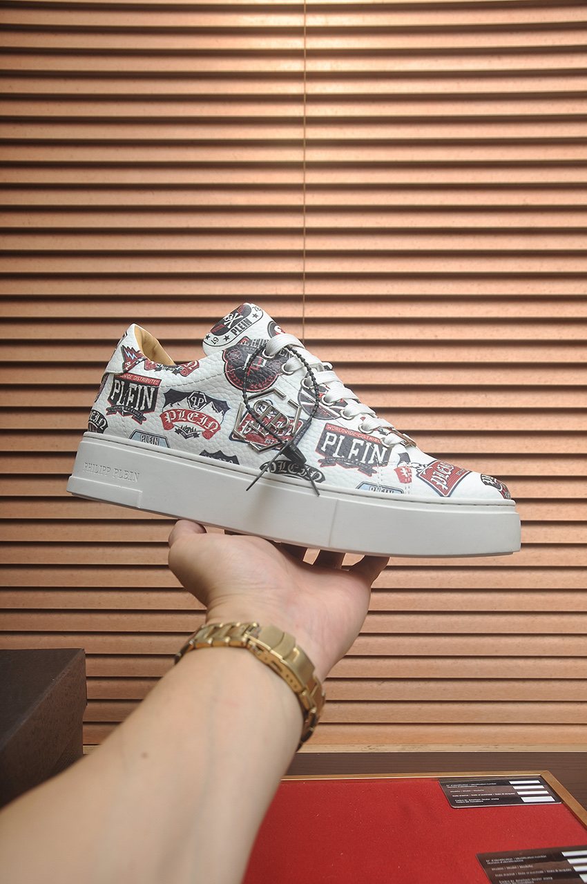 Philipp Plein Graphic Print Low-Top Sneakers — side
