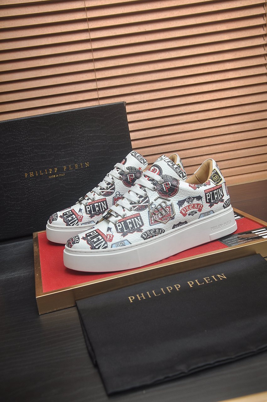 Philipp Plein Graphic Print Low-Top Sneakers — side