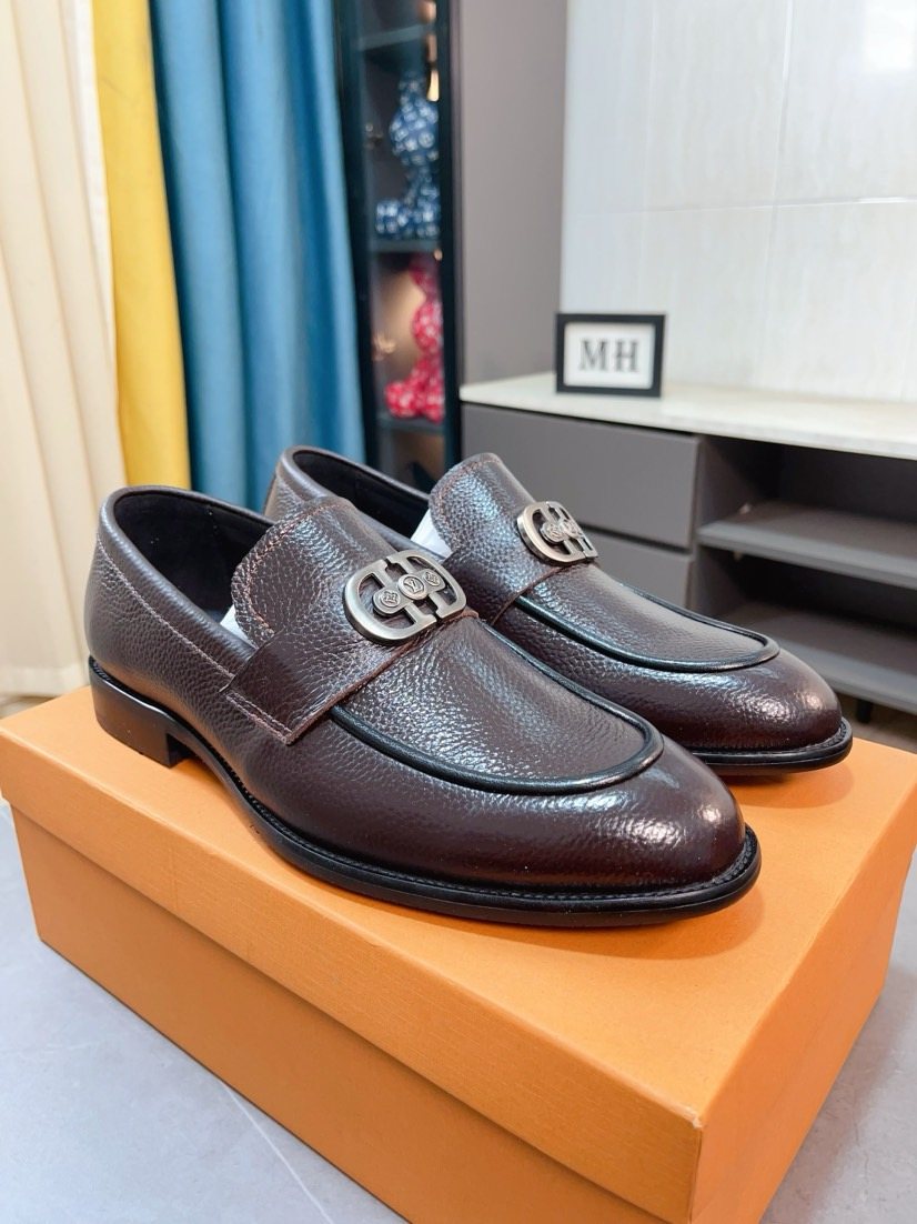Louis Vuitton Textured Bit Loafers — side