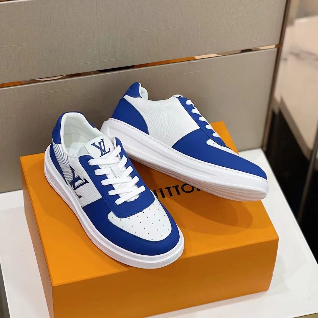 Louis Vuitton Side Lettering Low-Top Sneakers — front