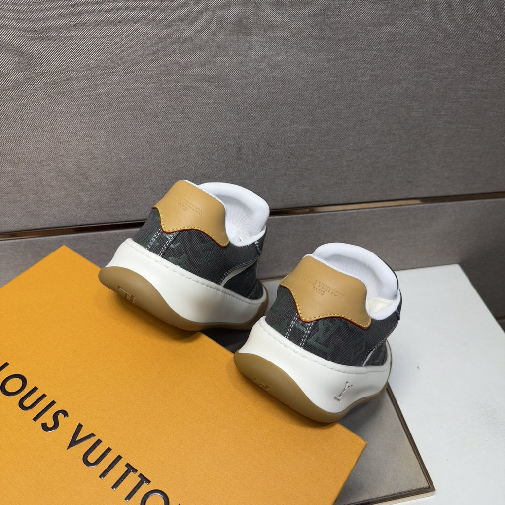 Louis Vuitton Patterned Low-Top Sneakers — back