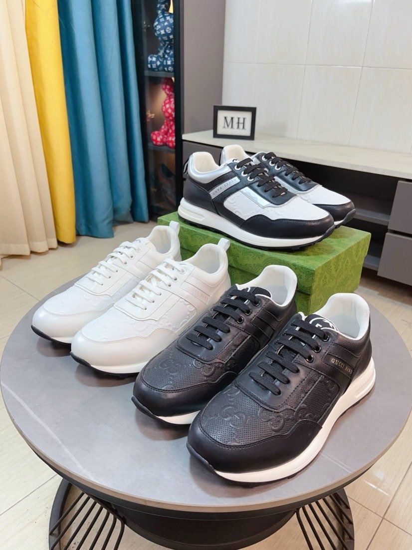 Gucci Men’s Textured Low-Top Sneakers — front
