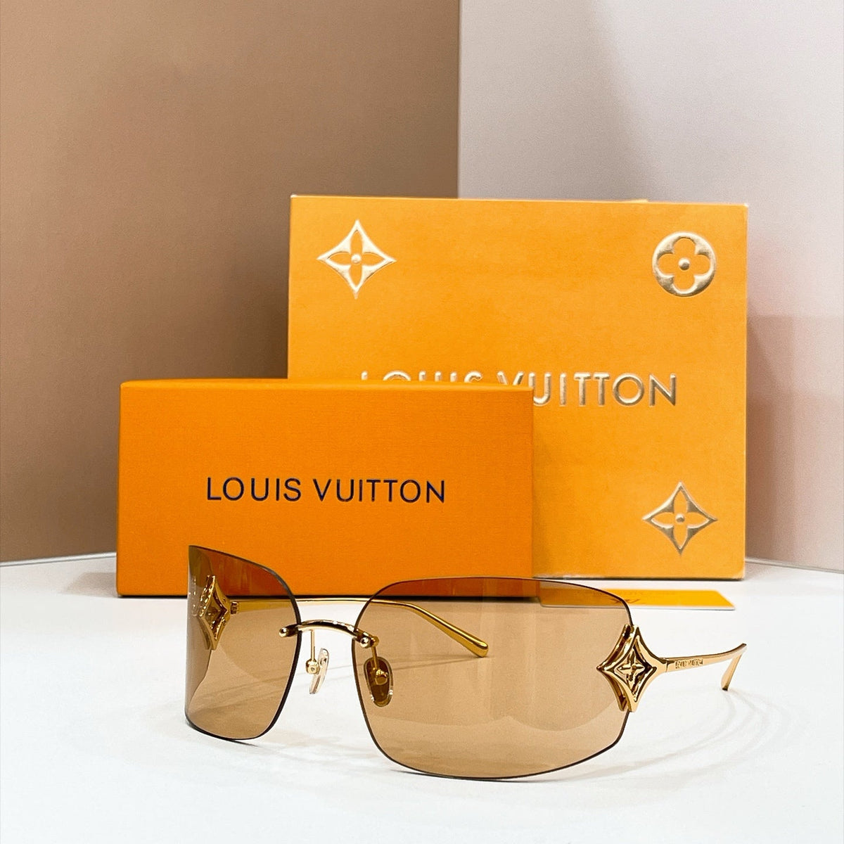 Louis Vuitton Sunglasses – Z3457U