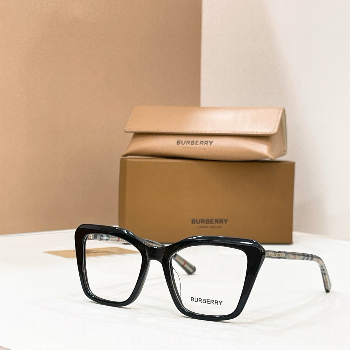 Burberry Sunglasses – BE2366