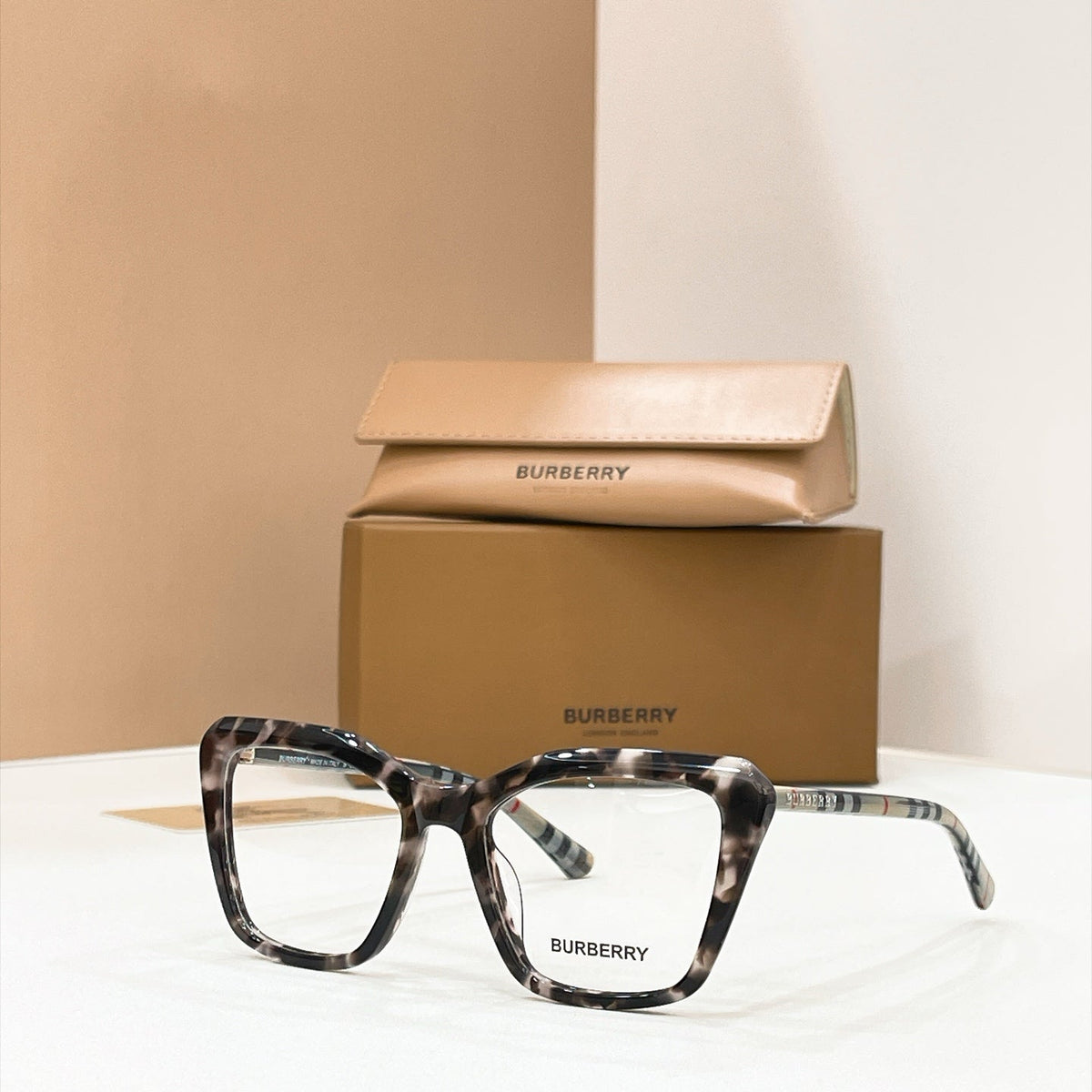 Burberry Sunglasses – BE2366