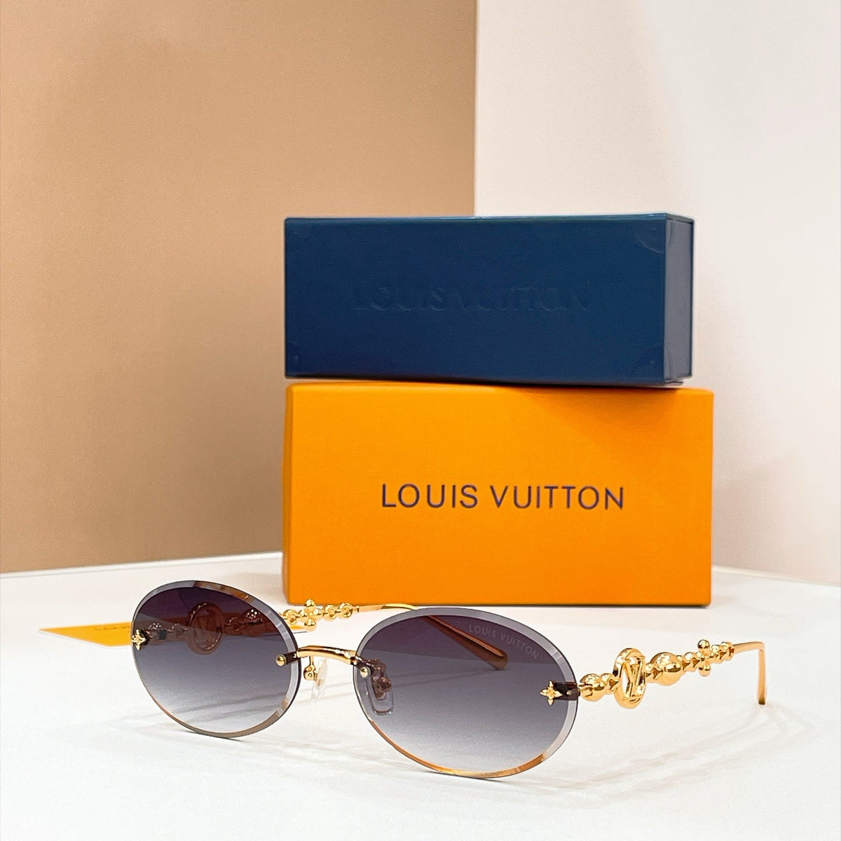 Louis Vuitton Sunglasses – Z7531U