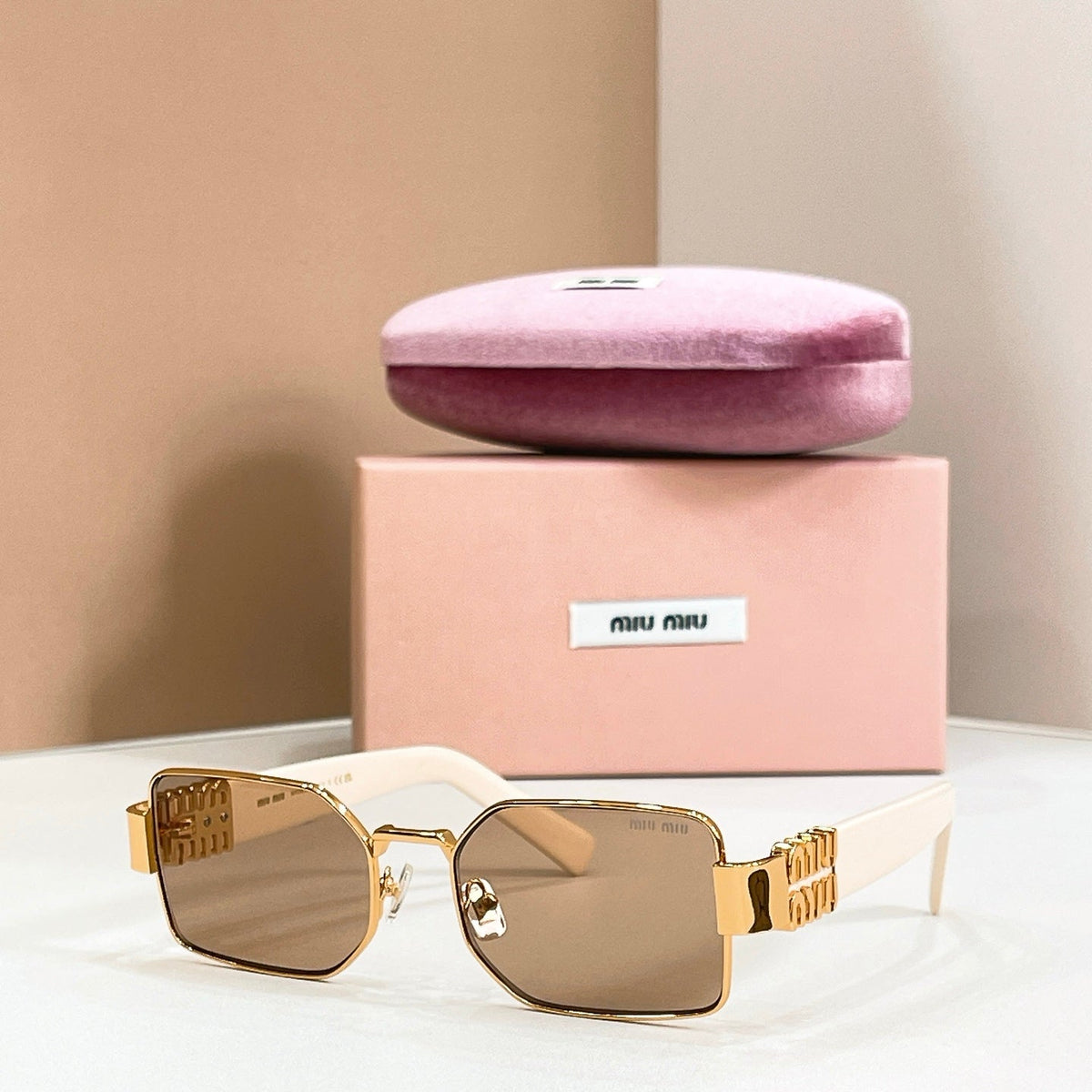 Miu Miu Sunglasses – MU 115AV